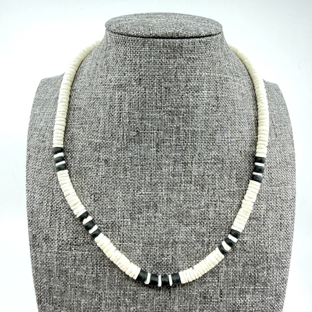Y2K Surf Style Monochrome Disk Bead Necklace White and Black Beach Jewelry Gift